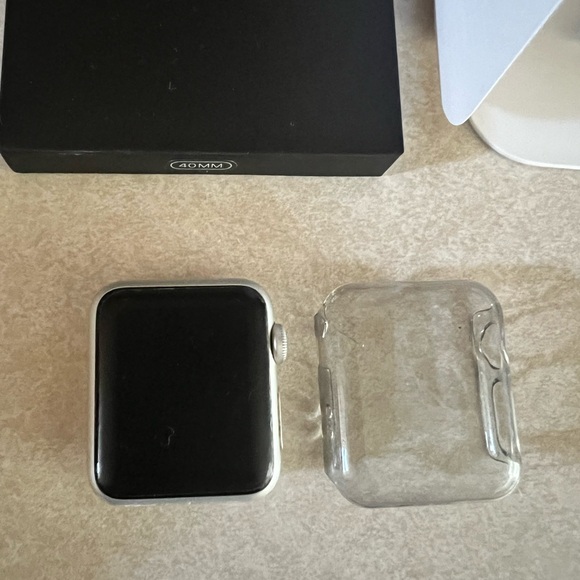 apple watch - Picture 2 of 3